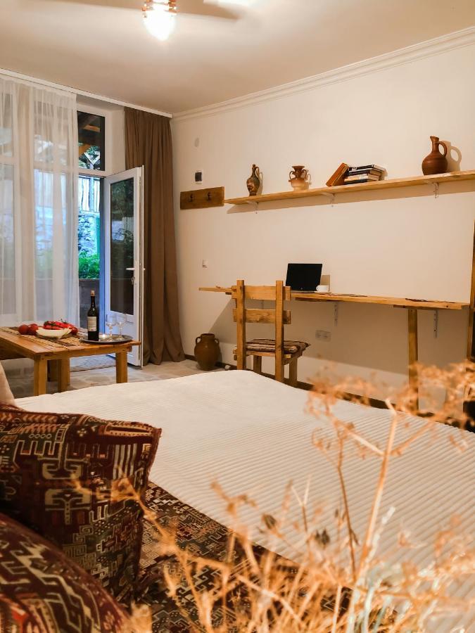 Bjnihouse, Guest House Экстерьер фото