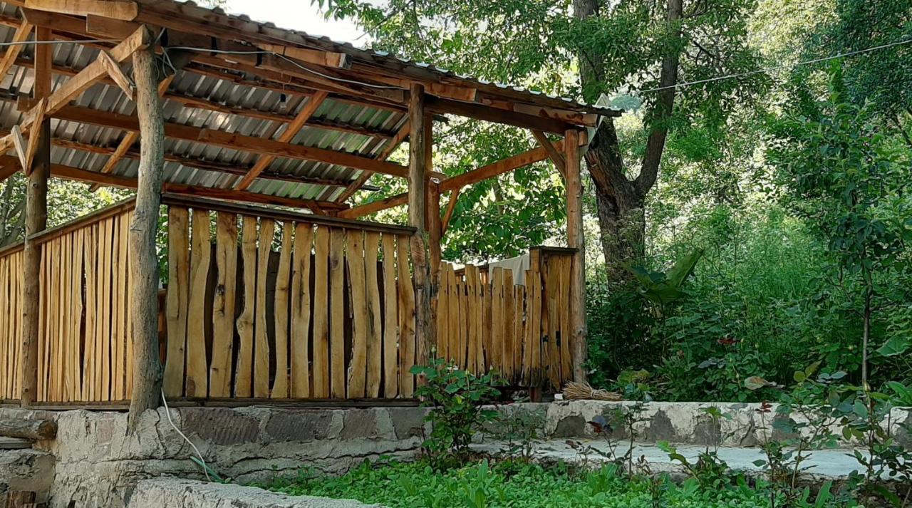 Bjnihouse, Guest House Экстерьер фото
